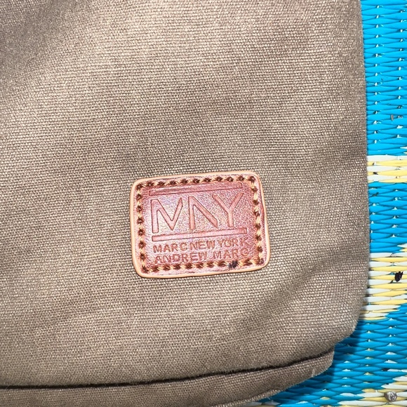 ANDREW MARC Fairfield Canvas & Leather Brief Messenger Bag - Picture 4 of 11